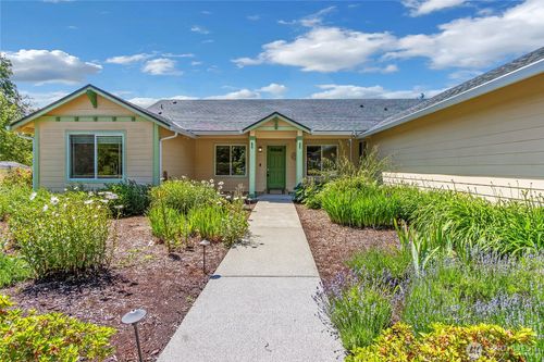 1450 Se Spruce Rd, Port Orchard, WA, 98367-8714 | Card Image