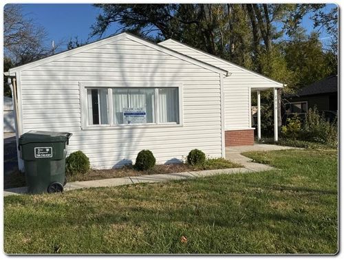 2810 Lexington Dr, Hazel Crest, IL, 60429-1747 | Card Image