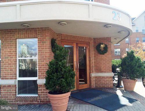 apt-130-23 Pierside Dr, BALTIMORE, MD, 21230-5466 | Card Image