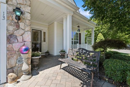 13 Graycrest Ct, Mount Sinai, NY, 11766-3408 | Card Image