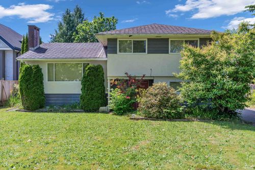 9451 Chapmond Cres, Richmond, BC, V7E1M6 | Card Image