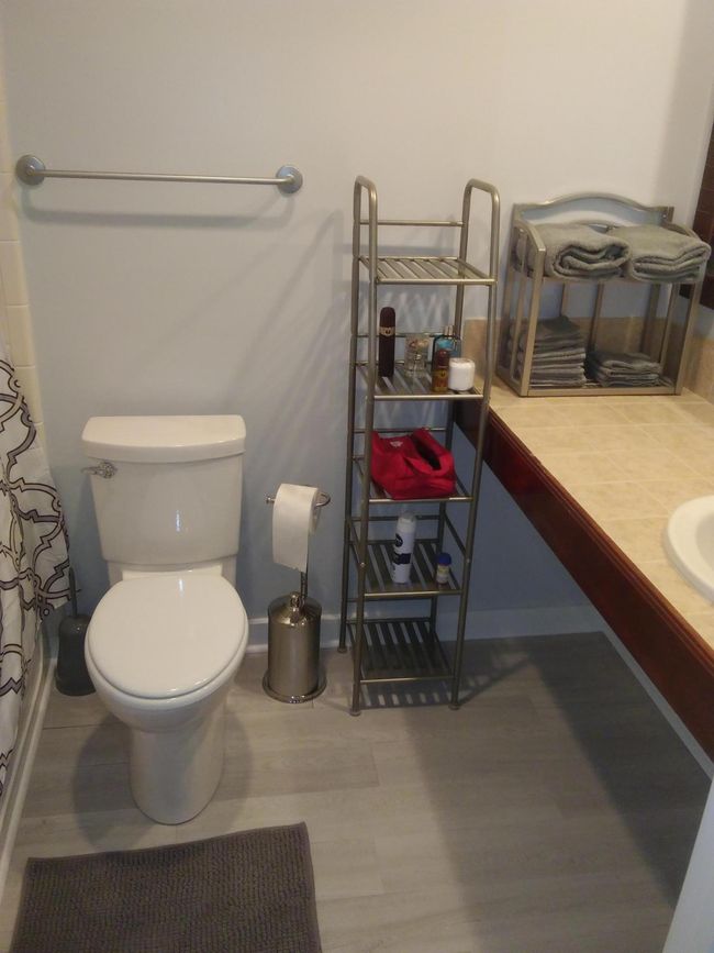 Bathroom Storage | Image 15