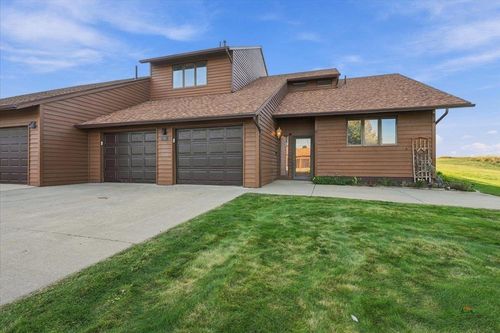 905 Country Club Dr, Spearfish, SD, 57783 | Card Image