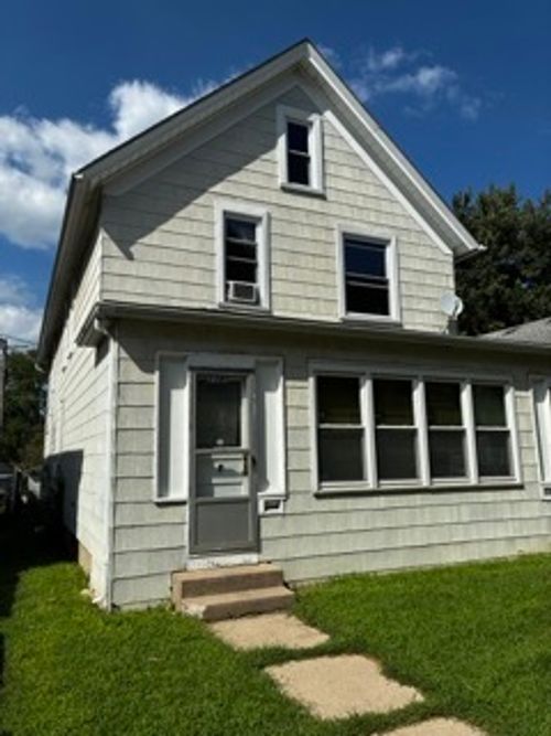 2340 Walnut St, Blue Island, IL, 60406-2106 | Card Image