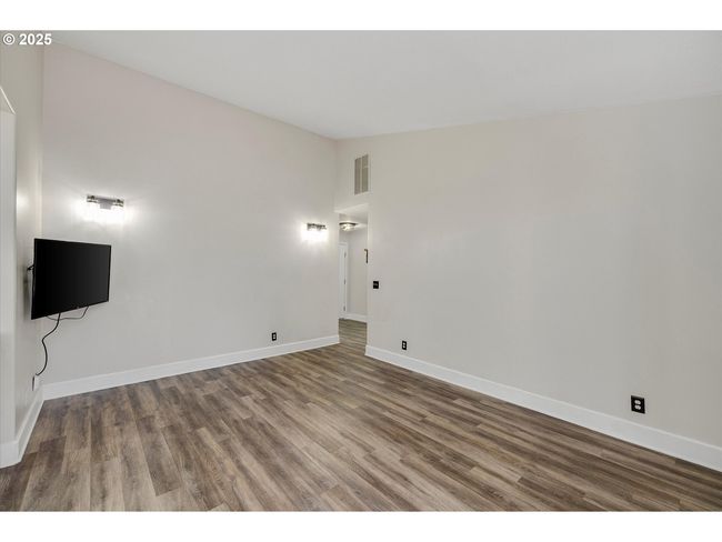 1206 Methodist Rd, House other with 3 bedrooms, 2 bathrooms and 1 parking in Hood River OR | Image 18