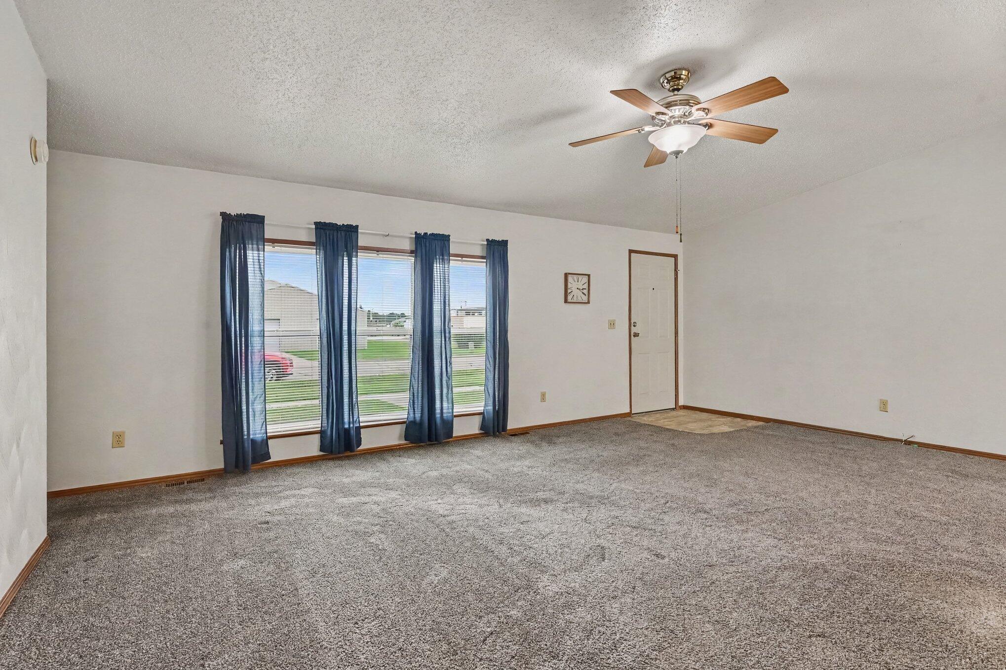 Residential in Three Rivers 4