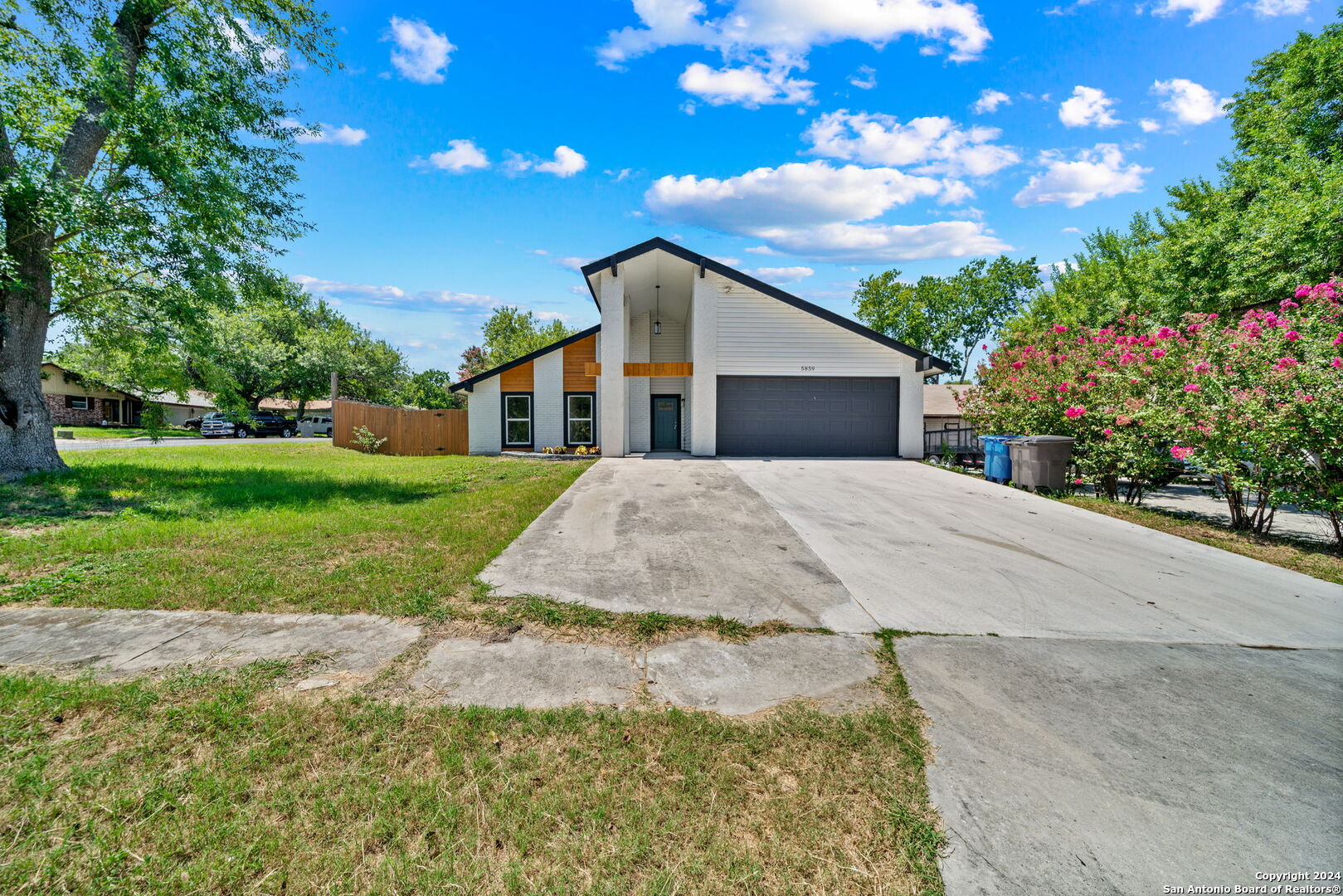 Little Brandywine Crk, San Antonio, TX 78233