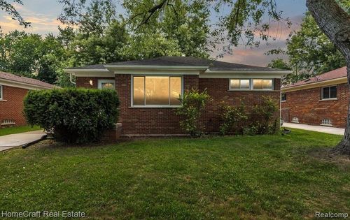 9987 Brady, Redford, MI, 48239-2030 | Card Image