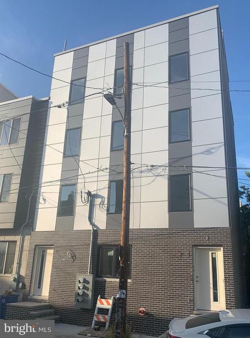 a-2615 Latona St, Philadelphia, PA, 19146-3809 | Card Image