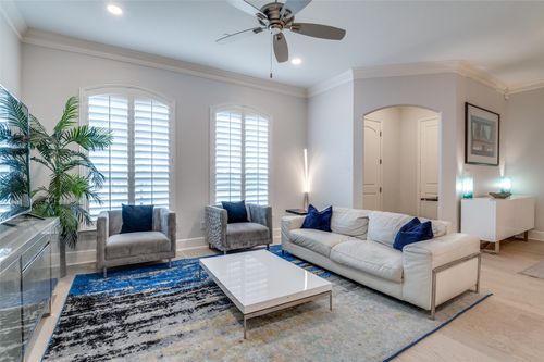 7525 Renaissance Blvd, McKinney, TX, 75070-1244 | Card Image