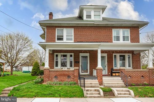 139 N Hanover St, ELIZABETHTOWN, PA, 17022-1905 | Card Image