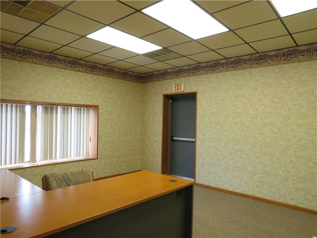 45 W Main St, Home with 0 bedrooms, 0 bathrooms and 12 parking in Sharpsville PA | Image 23