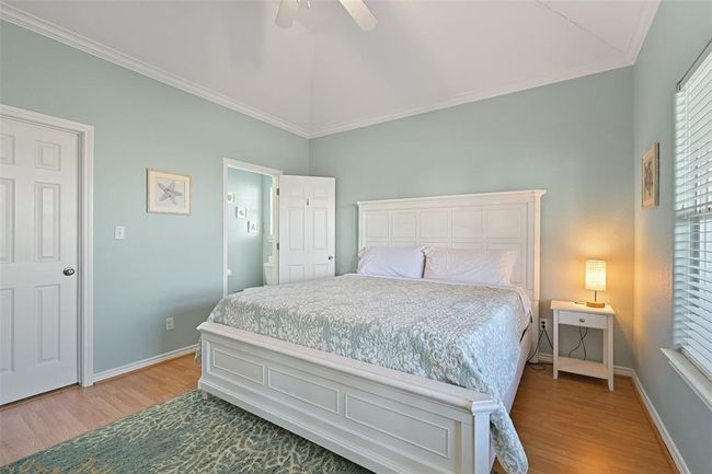 3233 Castle Dr, House other with 3 bedrooms, 2 bathrooms and 1 parking in Crystal Beach TX | Image 19
