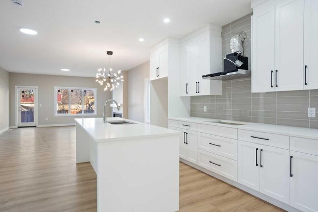 906 Macleod Trail Sw, House other with 5 bedrooms, 3 bathrooms and 3 parking in High River AB | Image 4