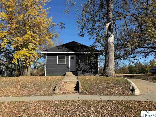 245 State St., Jackson, MN, 56143 | Card Image