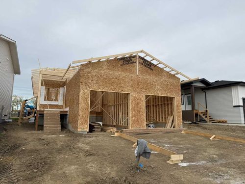 141 Gray Close, Sylvan Lake, AB, T4S0W4 | Card Image