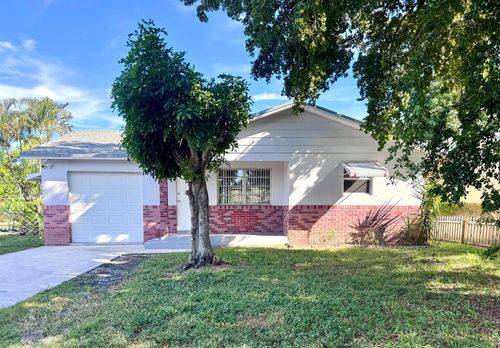 3692 Corrigan Ct, Palm Springs, FL, 33461-3518 | Card Image