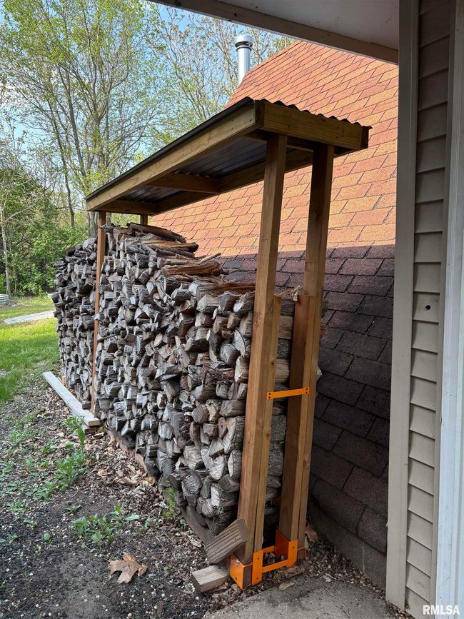 286 Kochs Ln, House other with 2 bedrooms, 2 bathrooms and null parking in Meredosia IL | Image 5