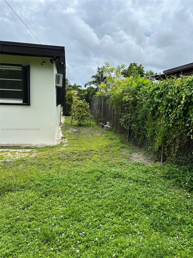 0 - 10721 Sw 148th St, House other with 4 bedrooms, 2 bathrooms and null parking in Miami FL | Image 44