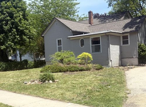 72 E 12th Street, Fond Du Lac, WI, 54935 | Card Image