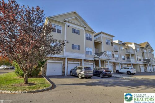 702 Eden Ter, Williams Twp, PA, 18042-6972 | Card Image