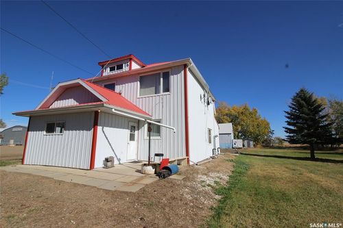 8241 3184 Range Road, Shaunavon, SK, S0N2M0 | Card Image