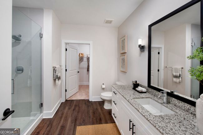 APT-1212 - 1520 Laurel Crossing Pkwy, Condo with 3 bedrooms, 2 bathrooms and 2 parking in Buford GA | Image 10