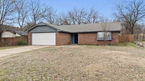 423 W 29th Avenue, Stillwater, OK, 74075 | Card Image