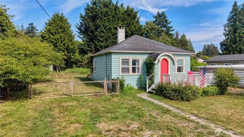 610 Calhoun Dr, Point Roberts, WA, 98281-8501 | Card Image