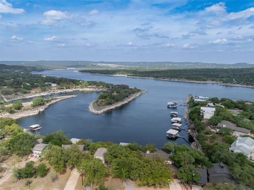 4948 Travis Oaks Dr, Marble Falls, TX, 78654-4058 | Card Image