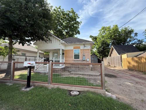 4608 Santa Fe Ave, Dallas, TX, 75223-2130 | Card Image