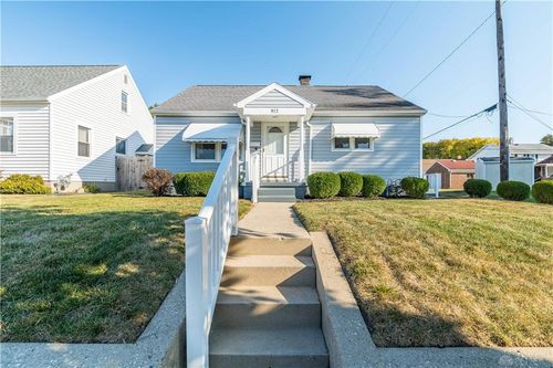 912 Elm St, Piqua, OH, 45356-1614 | Card Image