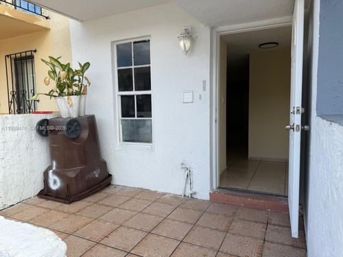 g-2310 W 60th St, Hialeah, FL, 33016-4406 | Card Image