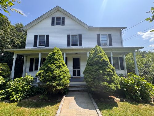 17 Davenport Ave, Westport, CT, 06880-5800 | Card Image