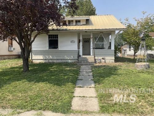 931 W 3rd St, Weiser, ID, 83672-1817 | Card Image