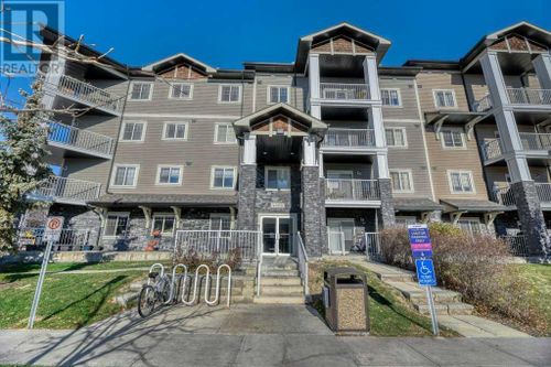 115 Prestwick Villas Se, Calgary, AB, T2Z0N1 | Card Image