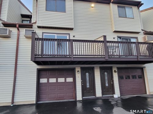 apt-3-8 Scuppo Rd, Danbury, CT, 06811-5257 | Card Image