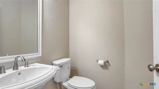 1210 Mountain View Dr, House other with 3 bedrooms, 3 bathrooms and null parking in Harker Heights TX | Image 24