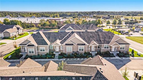 15813-15801-15813 Riley St, Overland Park, KS, 66223-1701 | Card Image