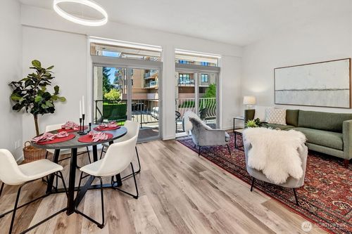 apt-103-10129 Main St, Bellevue, WA, 98004-6044 | Card Image