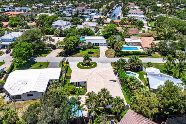 2642 Ne 26 Th Ter, House other with 4 bedrooms, 2 bathrooms and null parking in Lighthouse Point FL | Image 45