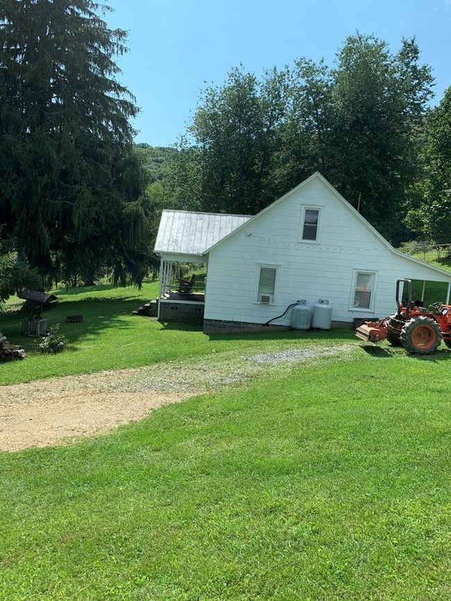 984 Cloverdale Rd, House other with 4 bedrooms, 1 bathrooms and null parking in Independence VA | Image 50