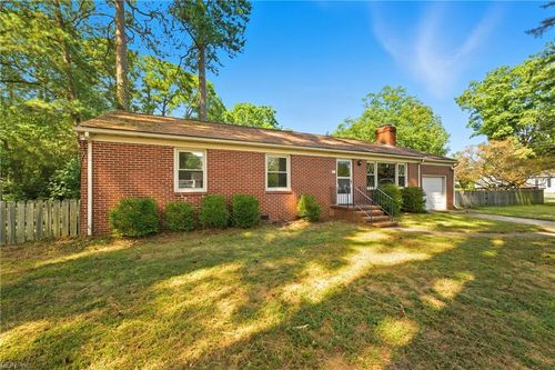 111 Harrison Rd, Newport News, VA, 23601-3743 | Card Image