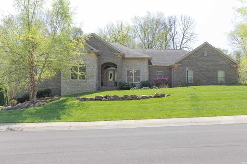 6400 River Ridge Dr, Newburgh, IN, 47630-1731 | Card Image