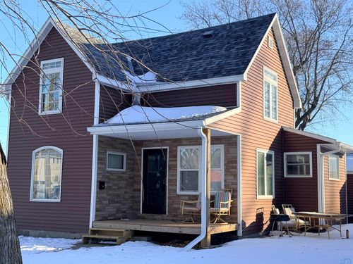 725 Vestal St, Storm Lake, IA, 50588-1558 | Card Image