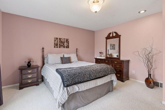13307 Ellice Ct, House other with 5 bedrooms, 4 bathrooms and null parking in Apple Valley MN | Image 26