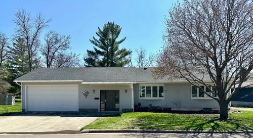 227 2nd Ave N, Emmons, MN, 56029-1108 | Card Image