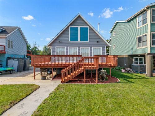 3403 S Shore Dr, Moline, IL, 61265-9712 | Card Image