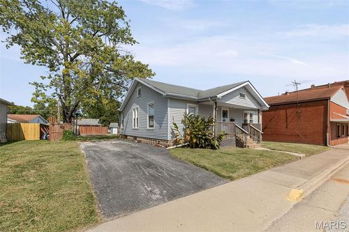 208 W Central St, Bethalto, IL, 62010-1447 | Card Image