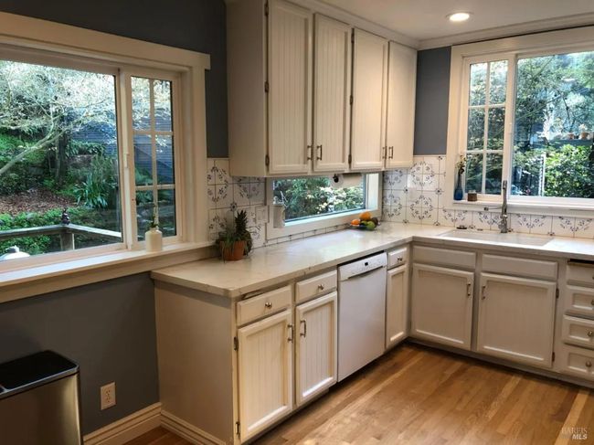 105 Woodland Rd, House other with 3 bedrooms, 1 bathrooms and 5 parking in Fairfax CA | Image 5